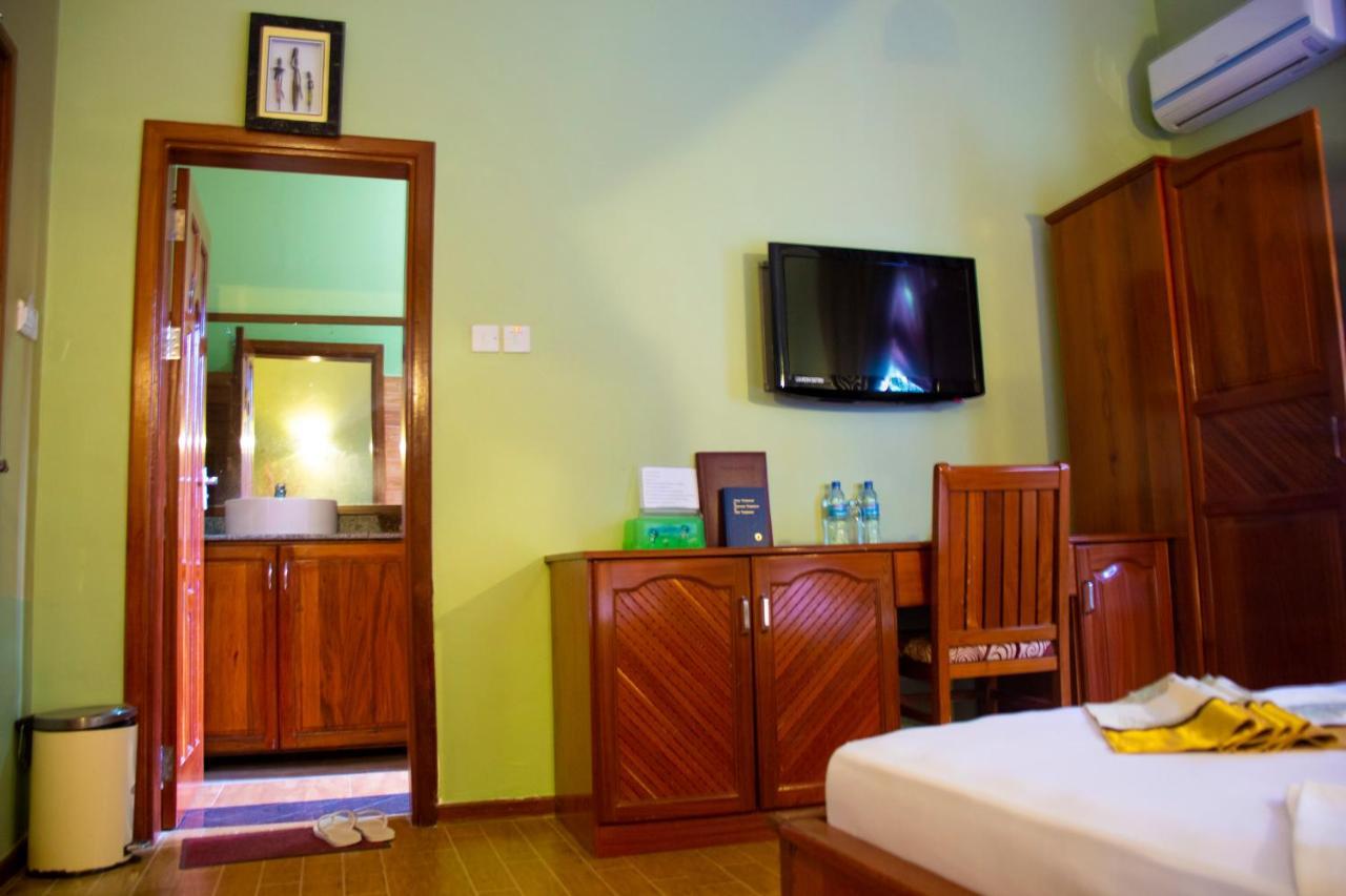 Lush Garden Business Hotel Arusha Exterior photo