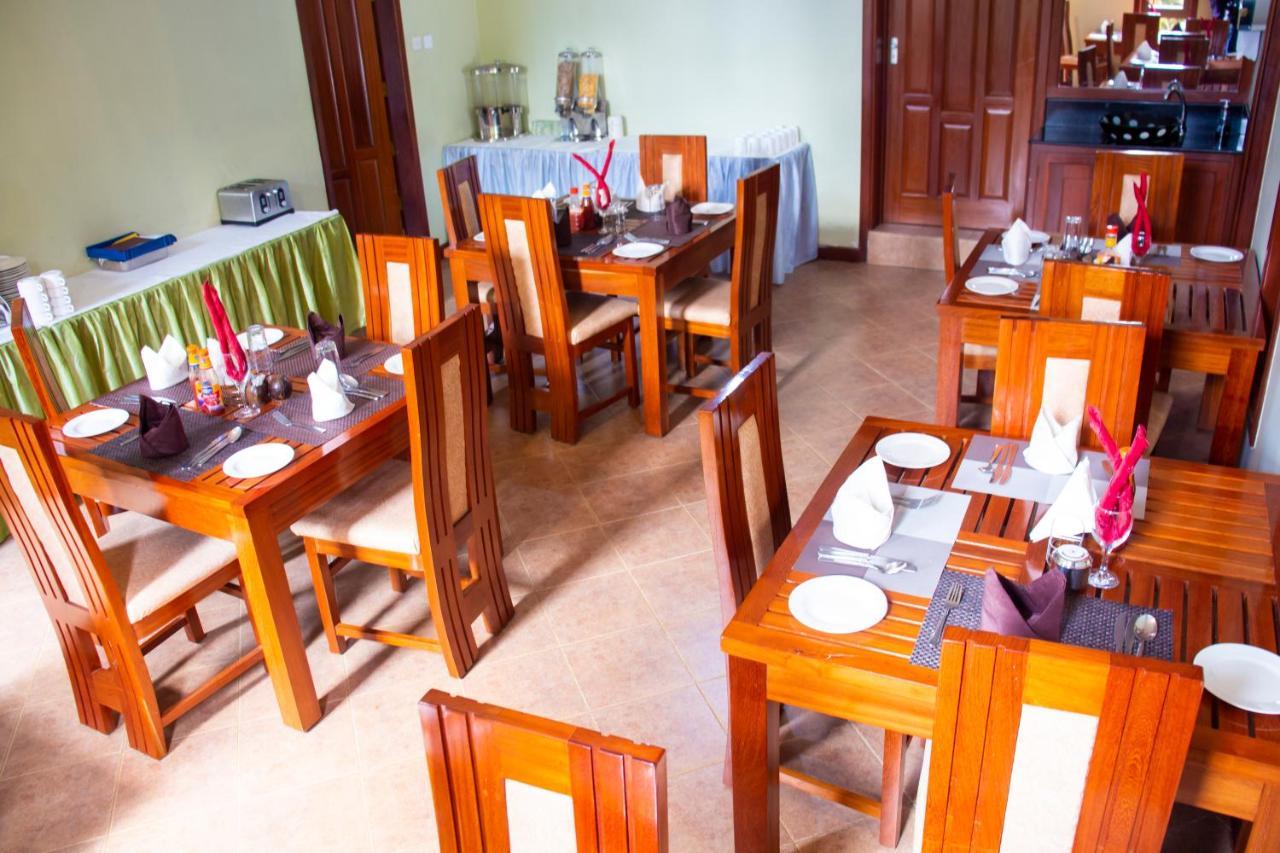 Lush Garden Business Hotel Arusha Exterior photo